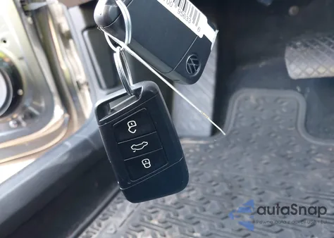 2021 Volkswagen Jetta 1.4T R-Line/1.4T S/1.4T Se z USA, uszkodzony, nr VIN 3VWC57BU0MM039288